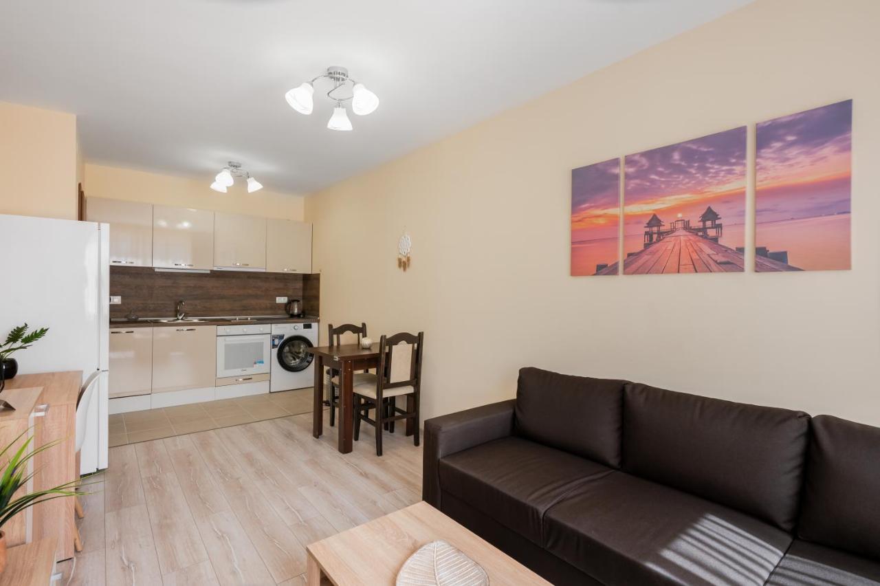 Nomad Haven: 1Bd Flat With Balcony & Desk Sófia Exterior foto
